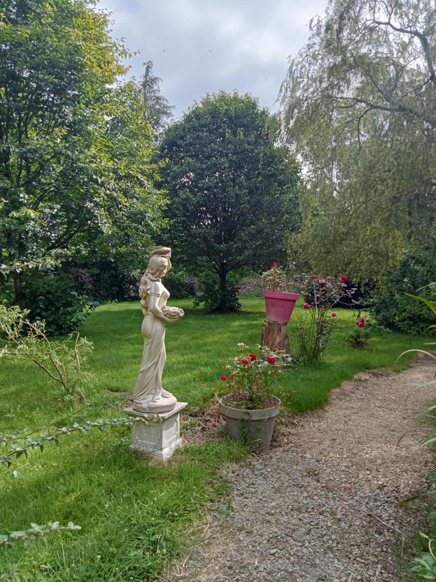 Gite Le Clos De See Chérencé-le-Roussel Exterior foto